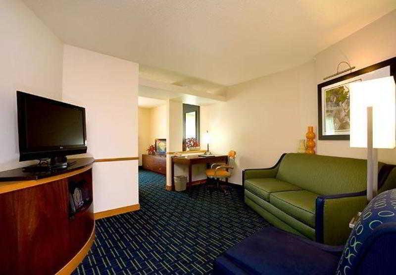 Fairfield Inn & Suites Traverse City Værelse billede